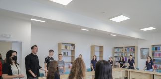 Veliaj dhe Kushi përurojnë shkollën e re “Murat Toptani” në Selitë: Nuk ka më asnjë arsye që nxënësit të dynden dhe mësimi të bëhet me dy turne