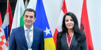 Balluku takon ministrin grek Skrekas: Bashkëpunimi i mëtejshëm në fushën energjetike