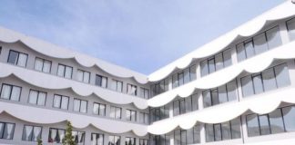 Fotoalbum i shkollave të rindërtuara pas tërmetit ku ka nisur mësimi në këtë vit të ri shkollor