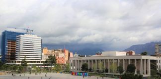 ”Daily Mail”: Tirana kryeqyteti më i lirë turistik evropian