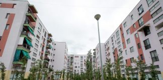 Lajm i mirë për familjet në nevojë, Këshilli Bashkiak i Tiranës miraton listën me përfituesit e bonusit të qirasë