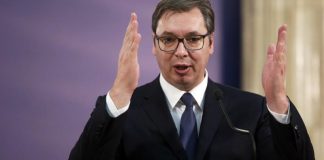 Kosova ndalon targat serbe/ Vuçiç, thërret me urgjencë Këshillin e Sigurisë Kombëtare