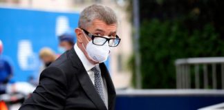 Kryeministri çek, Babis merr dozën e tretë të vaksinës