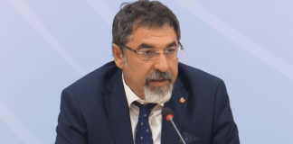 “Një kartë moderne”, Çuçi jep lajmin e mirë për të huajit me leje qëndrimi në Shqipëri, çfarë përfitojnë