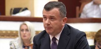 Seanca e 3-të plenare/ Balla: Seanca nis edhe pa Ramën! S’marr përsipër të edukoj askënd!