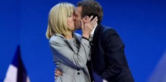Macron e telefonon gruan çdo gjysmë ore