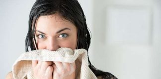 Pse nuk duhet të përdorni kurrë një peshqir për të tharë fytyrën pasi e lani atë