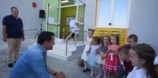 Përurohet kopshti i ri “Bletëza Maja” në Fikas, Veliaj: Premtim i mbajtur, ofrojmë të njëjtin shërbim për fëmijët, si në qendër edhe në periferi