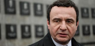 Rënia e narrativës narciziste të Albinëve në Prishtinë e në Tiranë