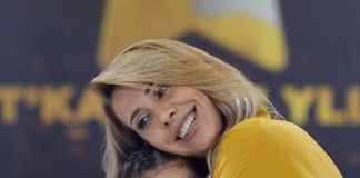 Video bullizuese me vogëlushen bëri xhiron e rrjetit, Erjona Rusi kërkon falje publike