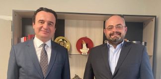 Lëvizja Vetëvendosje në Tiranë, Boiken Abazi jep dorëheqjen