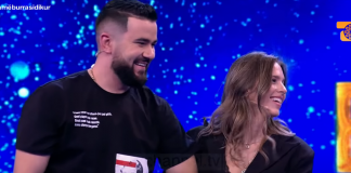 “Mashkull o vëlla, mashkull”/ Çfarë po ndodh mes tyre? Shqipja pyet troç Hysenin: Do bëjmë “date” bashkë?