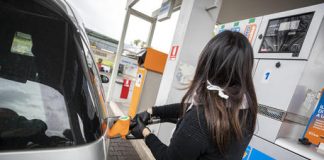 Itali/ Vazhdon rritja e çmimit të karburanteve