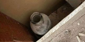 Burri gjen mesazhin rreth 50-vjeçar mes dy mureve të shtëpisë së tij