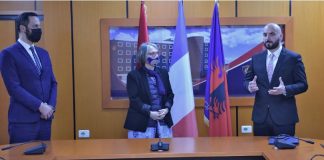 Ambasada e Francës dhuron pajisje për Policinë e Shtetit, Nano: Do godasim krimin