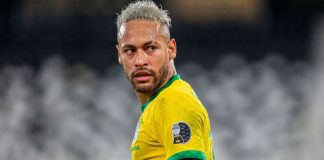 Neymar i revoltuar me kritikët: Jeta private më takon vetëm mua