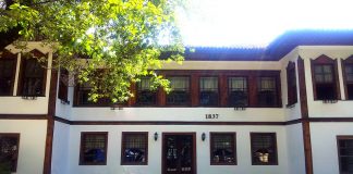 Dikur u përfshi nga flakët, Margariti: Pronarët e banesës së Toptanasve do shpronësohen. Hapësira do restaurohet