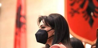 Kushi uron studentët dhe pedagogët për fillimin e vitit të ri akademik, apel për tu vaksinuar