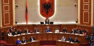 Sot seanca parlamentare e radhës/ Në rendin e ditës akti normativ i marrëveshjes me Pfizer