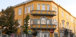 Rama emëron një grua si zv/ministre e Arsimit, lirohet Rrumbullaku