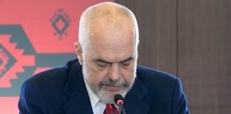 Rama: Administrata të vaksinohet, nuk do të kthehet në punë nëse s’ka pasaportë vaksinimi! Kryeministri paralajmëron edhe pronarët e dyqaneve