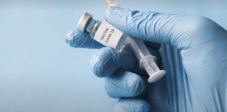 Greqia, gjobë 100 € çdo muaj për mbi 60 vjeçarët që nuk e bëjnë vaksinën