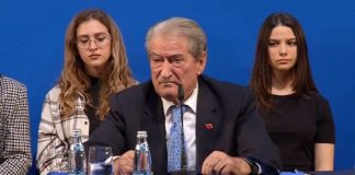 Berisha i “rrëmben” gratë Bashës, takim me LDG: Ju pres nesër në orën 17:00 tek…!