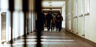 Paralajmërimi i ministrit për të fortët në burgje: Do t’i çojmë në regjimin ’41 Bis’