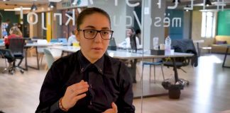 “Shembull frymëzues i shqiptarëve kreativë”, Rama prezanton 20 vjeçaren durrsake që u rendit e dyta në konkursin botëror të teknologjisë