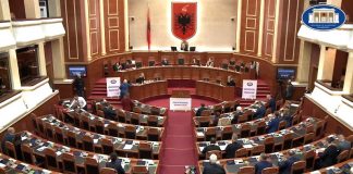Kuvend/ Vijojnë diskutimet për paketën fiskale dhe projektbuxhetin e vitit 2022