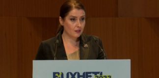 ‘Hemorragjia’ e mjekëve/ Manastirliu sulmon opozitën: ‘Ilaçi’ që kishin gjetur kur ishin në qeveri, bllokimi i specializimeve