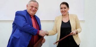 Nënshkruhet Memorandumi i Bashkëpunimit/ Manastirliu: Nga viti ardhshëm hapen edhe 150 kuota të reja pranimi për studentët e Mjekësisë