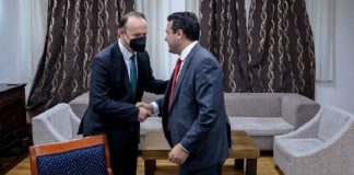 Zaev siguron shumicën parlamentare, koalicion me një tjetër parti shqiptare