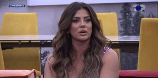 Brother VIP/ Arjola shkëmben puthje në buzë me një banore (VIDEO)