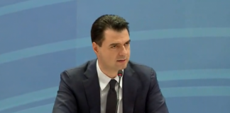 “Burracak që fshihet mes grave”/ Ish-presidenti paralajmëron Bashën: Do mbash përgjegjësi!