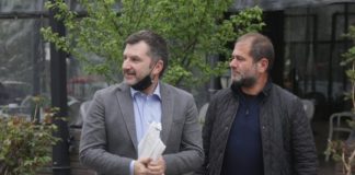 Shkullaku e Bushati e pranojnë: Lista e pagave u publikua nga ata që nxorrën “patronazhistët”, ne e dinim