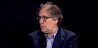 Falë Imer Mushkolajt më në fund pas 27 viteve që prisja ta intervistoja, pashë se si reagon Berisha