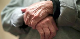 “Shenjë alarmi”! Kërkohet samit urgjent kombëtar kundër vetmisë në Gjermani