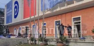 Dy ditë pas protestës së Sali Berishës, nis pastrimi dhe riparimi i selisë së Partisë Demokratike