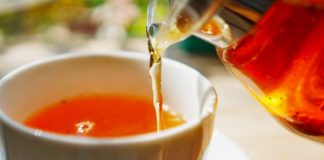 Katër çajra bimorë që duhet të përdorni për dhimbjet e stomakut