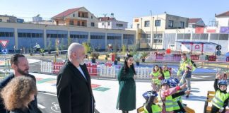 “Traffic Town”, këndi i sigurisë rrugore për fëmijë përmes argëtimit dhe edukimit