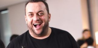 Antonela në Sanremo 2022? Pas skandalit që nxori Këshilli i Medias, Olti Curri vijon ‘talljen’