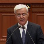 Fatmir Xhafaj i përgjigjet aludimeve: Kuvendi ushtron rol kushtetues, jo ndërhyrës ndaj institucioneve të pavarura