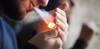 A ulet rreziku i kancerit të mushkërive pasi ke zvogëluar pirjen e duhanit?