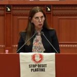 Kumbaro: Mijëra punonjës në arsim përkushtohen çdo ditë për sigurinë dhe mirëqenien e fëmijëve, cinike të mohosh punën e tyre