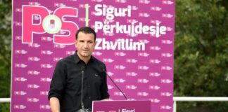 Veliaj në Petrelë: Gjenerata e të rinjve sot duhet ta dinë kush janë pengmarrësit non-grata të Shqipërisë; PS familja e madhe që punon për të mirën e të gjithëve