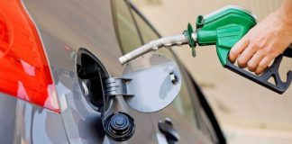 Çmimet e naftës ulen dhe me 5 lekë për litër