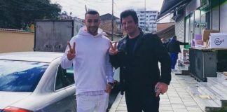 VIDEO/ Stresi paraqitet në polici, shoqërohet dhe babai i tij Sali Lushaj