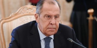 U përfol sikur Putin e largoi, Lavrov “nxjerr kokën nga strofulla”