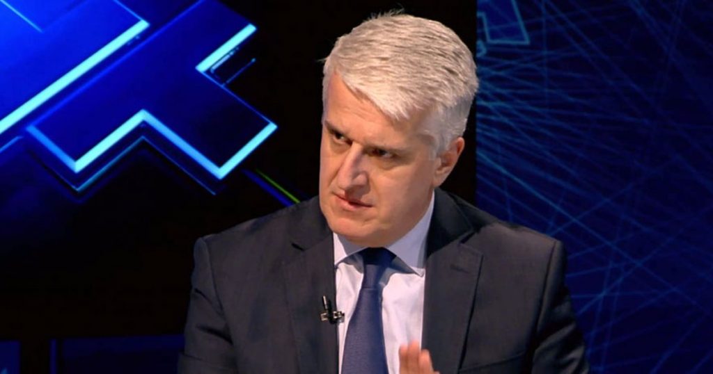 Pandeli Majko  Zgjedhja e presidentit të republikës  në Prishtinë  po kthehet në një  lodër  vetvrasëse